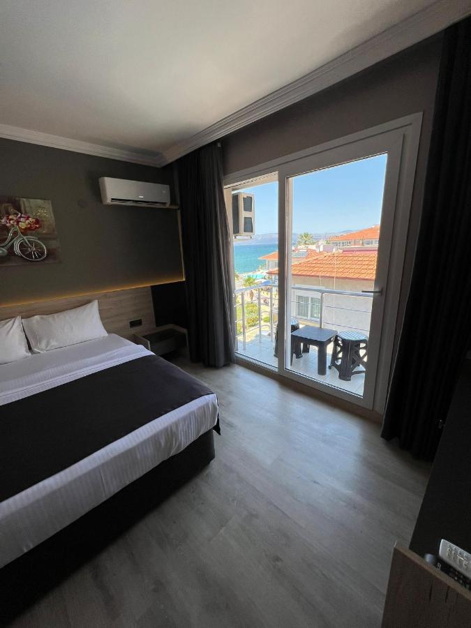 Grand Faik Hotel Çeşme Exteriér fotografie