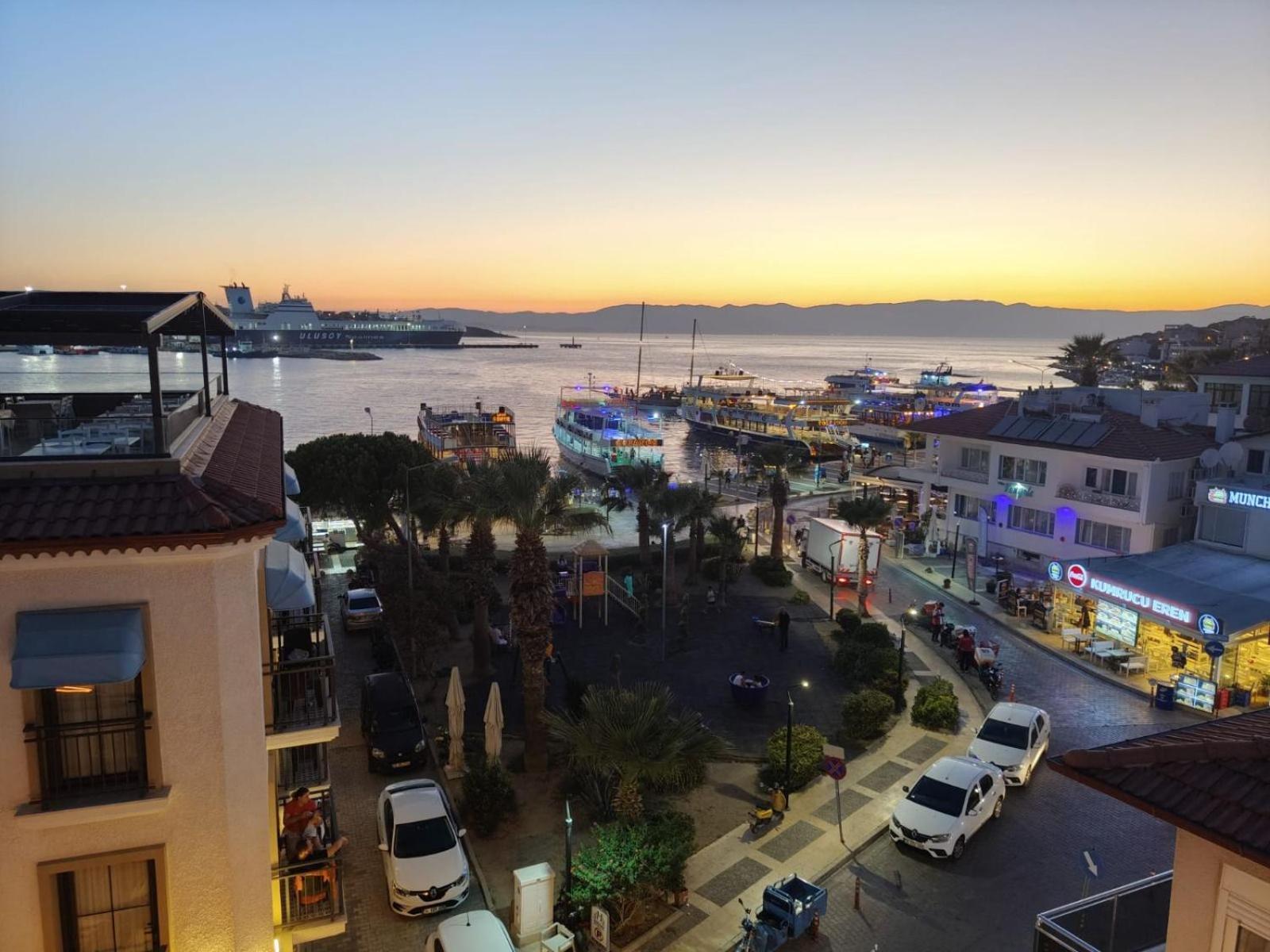 Grand Faik Hotel Çeşme Exteriér fotografie