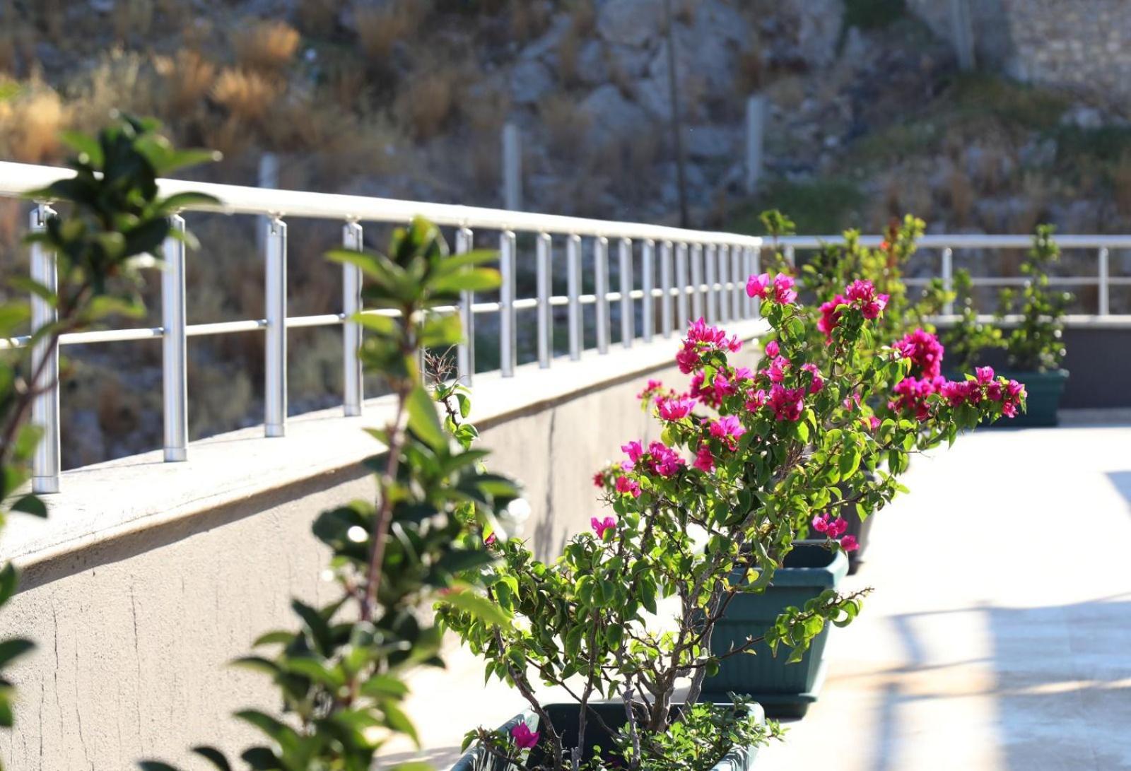 Grand Faik Hotel Çeşme Exteriér fotografie